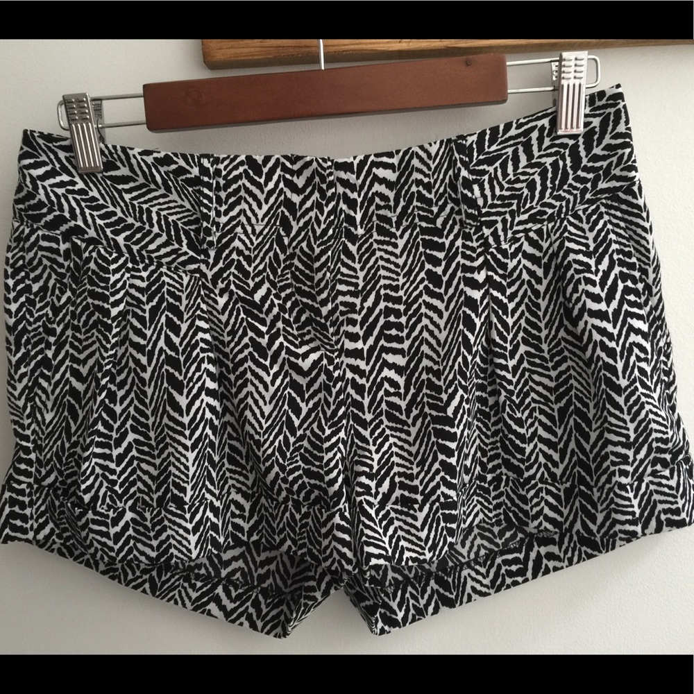 Express pattern shorts! - Picture 7 of 10